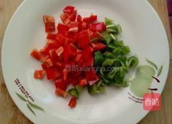 双椒鸡蛋炒饭的做法图解2