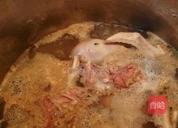 老鸭煲的做法图解3