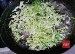 卷心菜炒馒头块的做法图解5