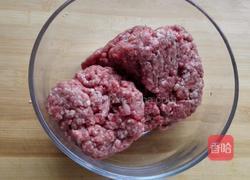牛肉汉堡的做法图解1