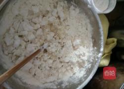 家常葱油饼的做法图解2