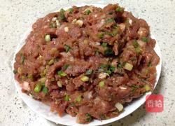 宝宝吃的香葱猪肉松馅的做法图解1