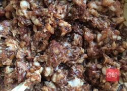 猪肉玉米陷饺子的做法图解1