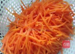胡萝卜粉条的做法图解2