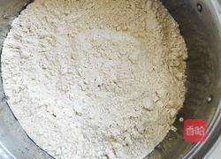 凉拌莜面的做法图解1