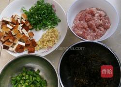 芽菜肉臊子的做法图解1