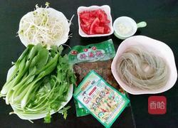 绿豆芽酸辣粉丝的做法图解1