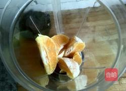 蜂蜜橙汁的做法图解3
