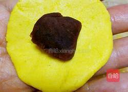 南瓜豆沙饼的做法图解3