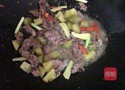 牛肉榨菜的做法图解5