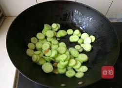 素炒黄瓜片的做法图解5