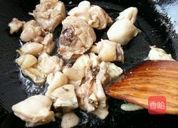 香菇烧鸡腿的做法图解3