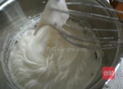 绿色戚风蛋糕的做法图解8