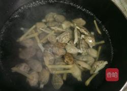 蛤蜊炖蛋的做法图解2