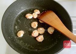 虾仁炒饭的做法图解17