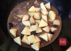 牛肉焖土豆的做法图解7