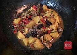 牛肉焖土豆的做法图解12