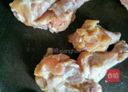 红烧小鸡腿的做法图解1