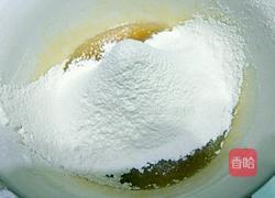 广式莲蓉月饼的做法图解6