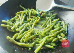炝炒四季豆的做法图解7