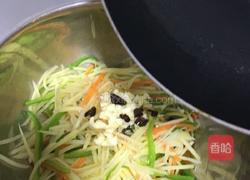 炝土豆丝的做法图解5