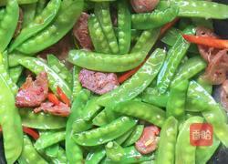 河南豆炒香肠的做法图解3