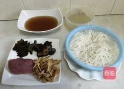 家乡特色美食 烫米粉的做法图解1