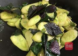 紫苏煎黄瓜的做法图解7