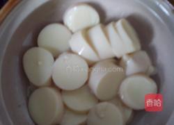 酸菜肉末豆腐汤的做法图解2