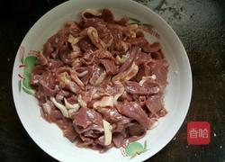 洋葱炒猪心的做法图解3