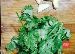 海鲜汤面的做法图解2