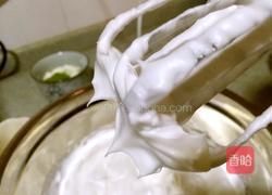 抹茶戚风蛋糕的做法图解4