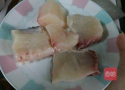 九层塔蒸鱼的做法图解1