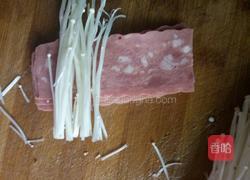 培根金针菇的做法图解2