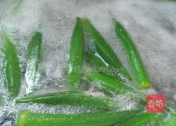 猪肉炒秋葵的做法图解4