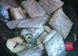 带鱼炖宽粉的做法图解5