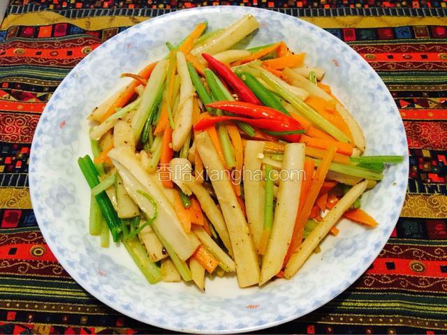 水芹菜炒莲菜