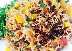 爆炒银鱼干的做法图解6