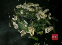 辣椒炒鱿鱼的做法图解11