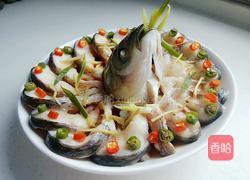 清蒸孔雀开屏鱼的做法图解10