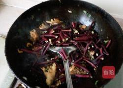 紫豆角炒鸡块的做法图解7