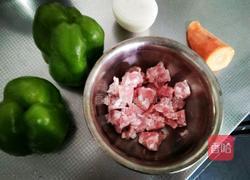 猪肉青椒打卤面的做法图解1