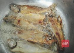 香煎小黄鱼的做法图解4