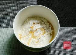 葱花鸡蛋饼的做法图解2
