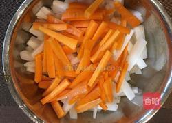 酸醋萝卜的做法图解1