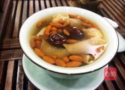 花胶红枣枸杞汤的做法图解4