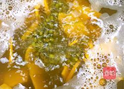 南瓜绿豆百合粥的做法图解2