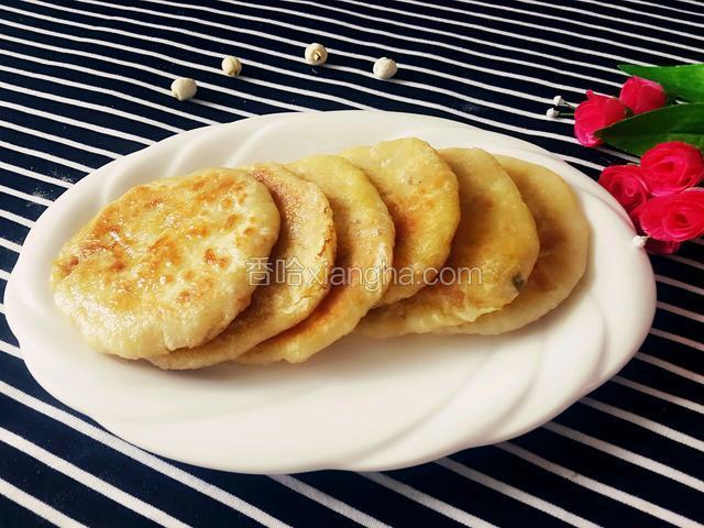 酸菜油梭子馅饼