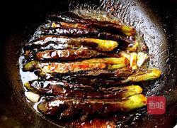 蒜香烧茄盒的做法图解10