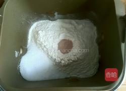 奶香土司的做法图解2